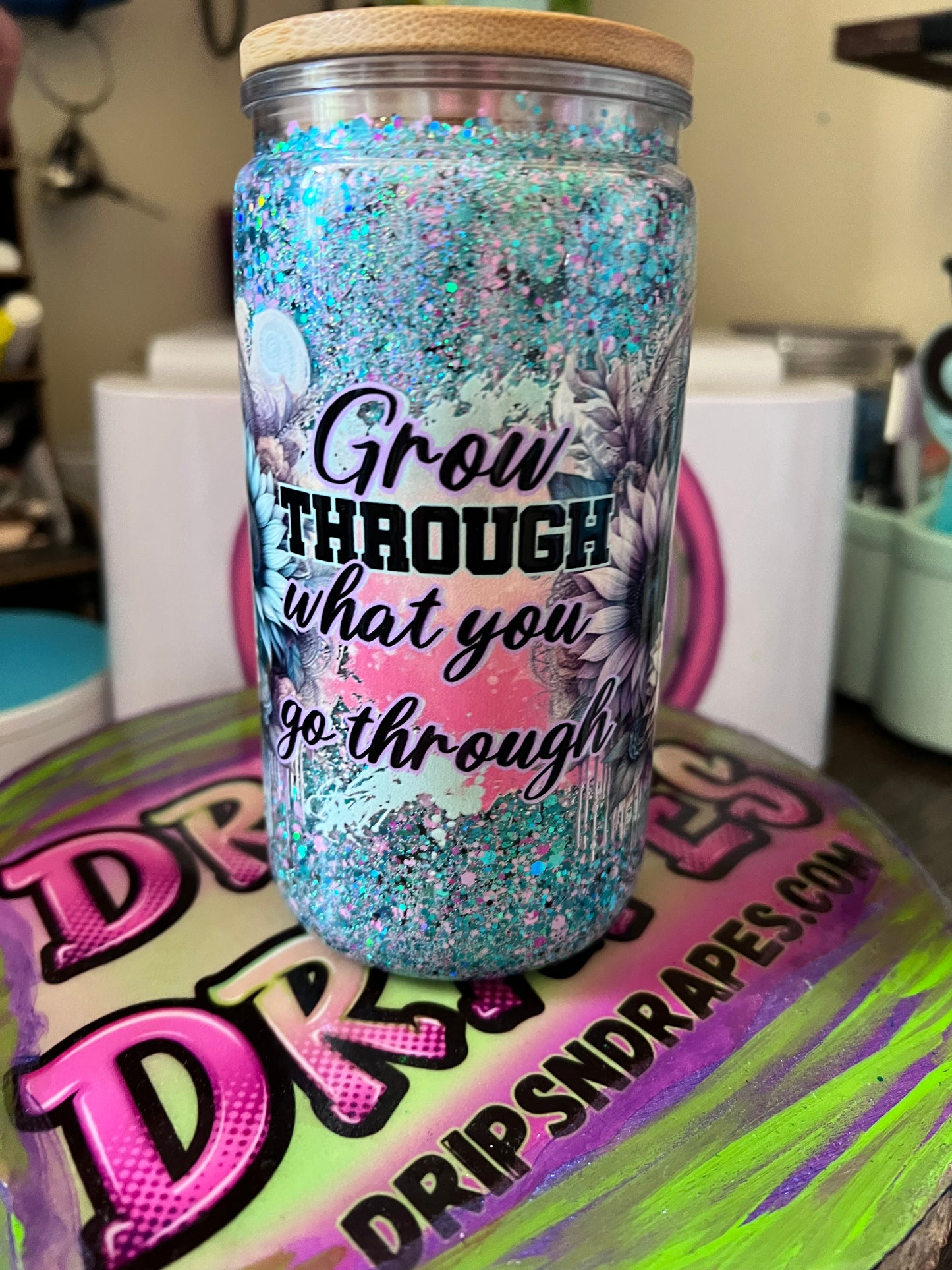 FINSIHED PRE MADE  SNOWGLOBE TUMBLERS